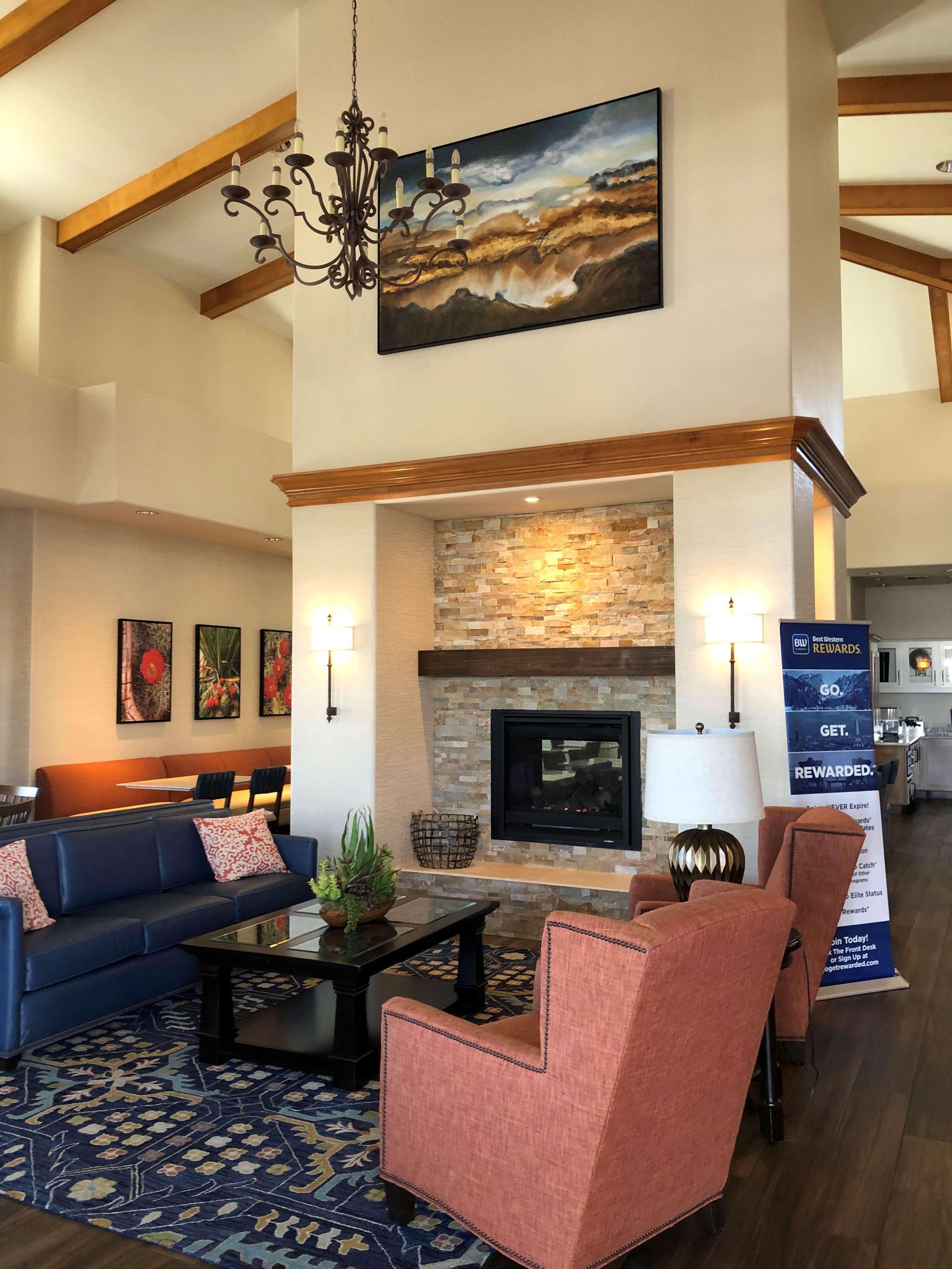 Best Western Plus A Wayfarer'S Inn & Suites Kingman Exterior photo