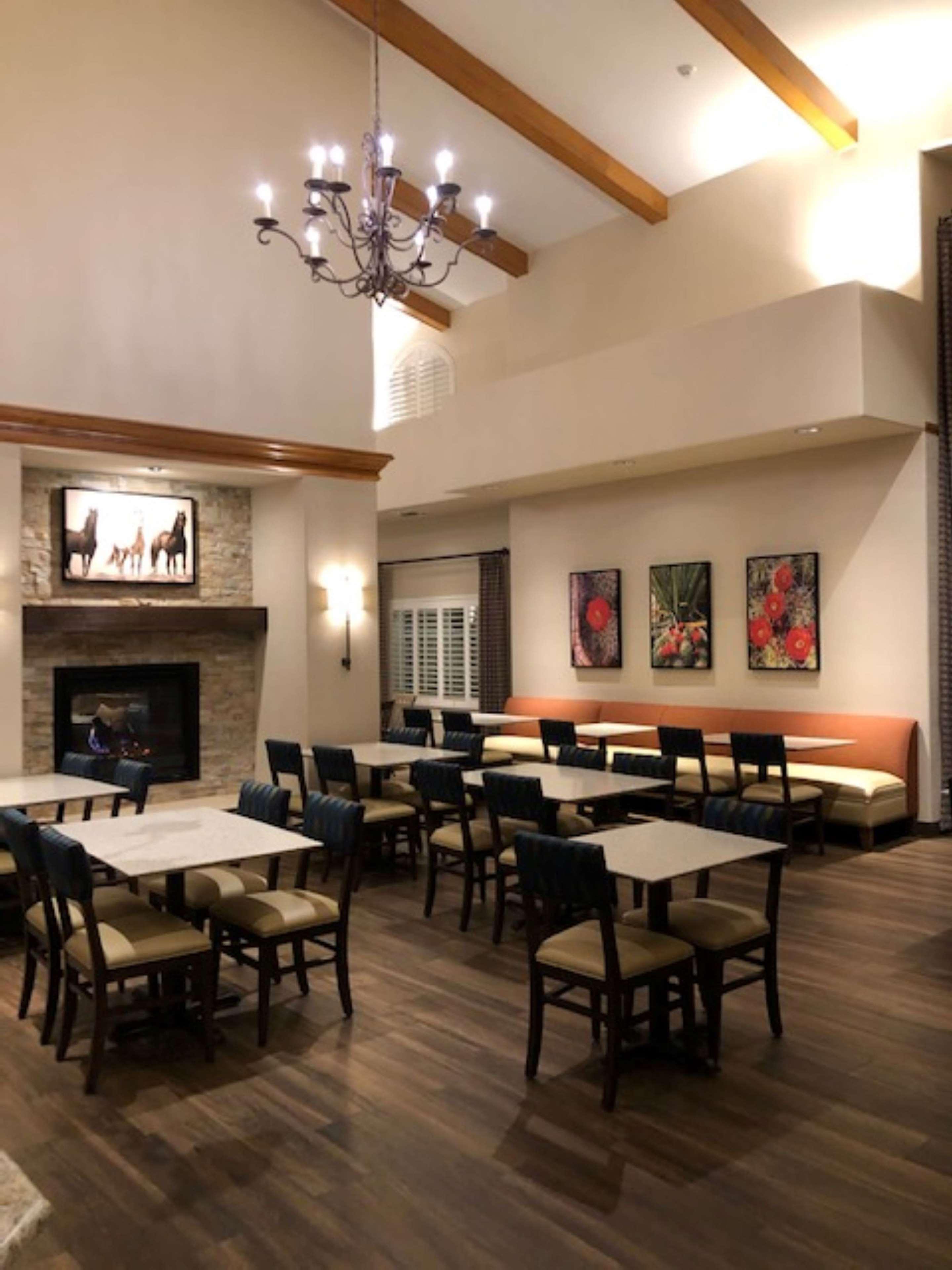 Best Western Plus A Wayfarer'S Inn & Suites Kingman Exterior photo